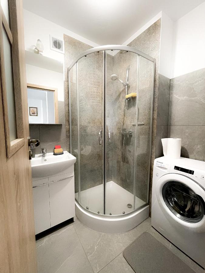 Apartamentyprzymorzu Marytka W Centrum Blisko Morza Kołobrzeg Eksteriør billede